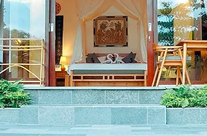 Tirtha Dawa Otel