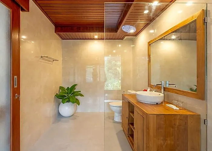 Tirtha Dawa Otel