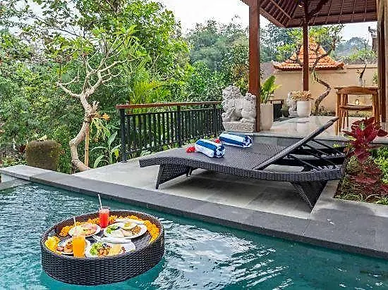 Tirtha Dawa Otel 3*